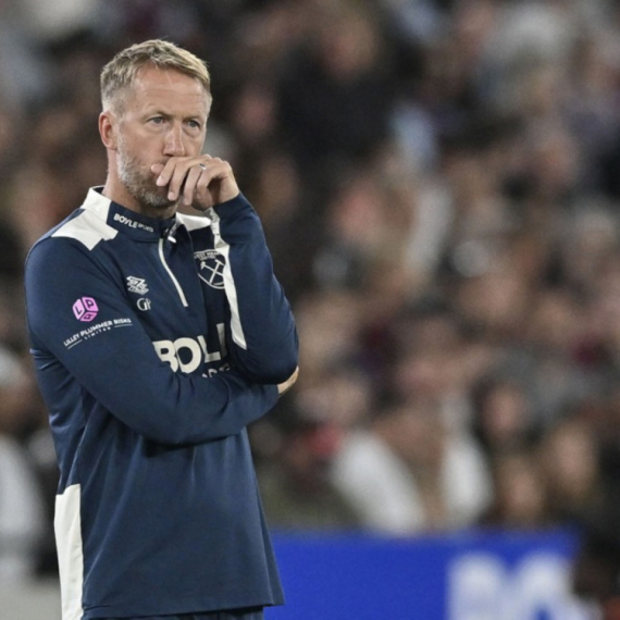 Smeši se novi otkaz u Premijer ligi