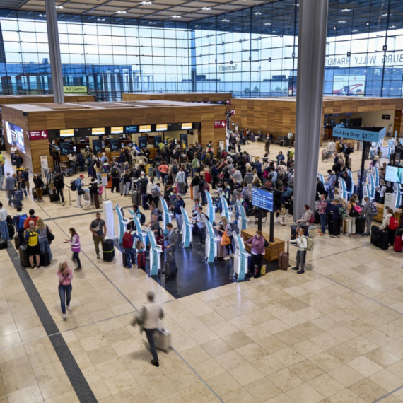 After cyber attacks on European airports, flights continue to be delayed