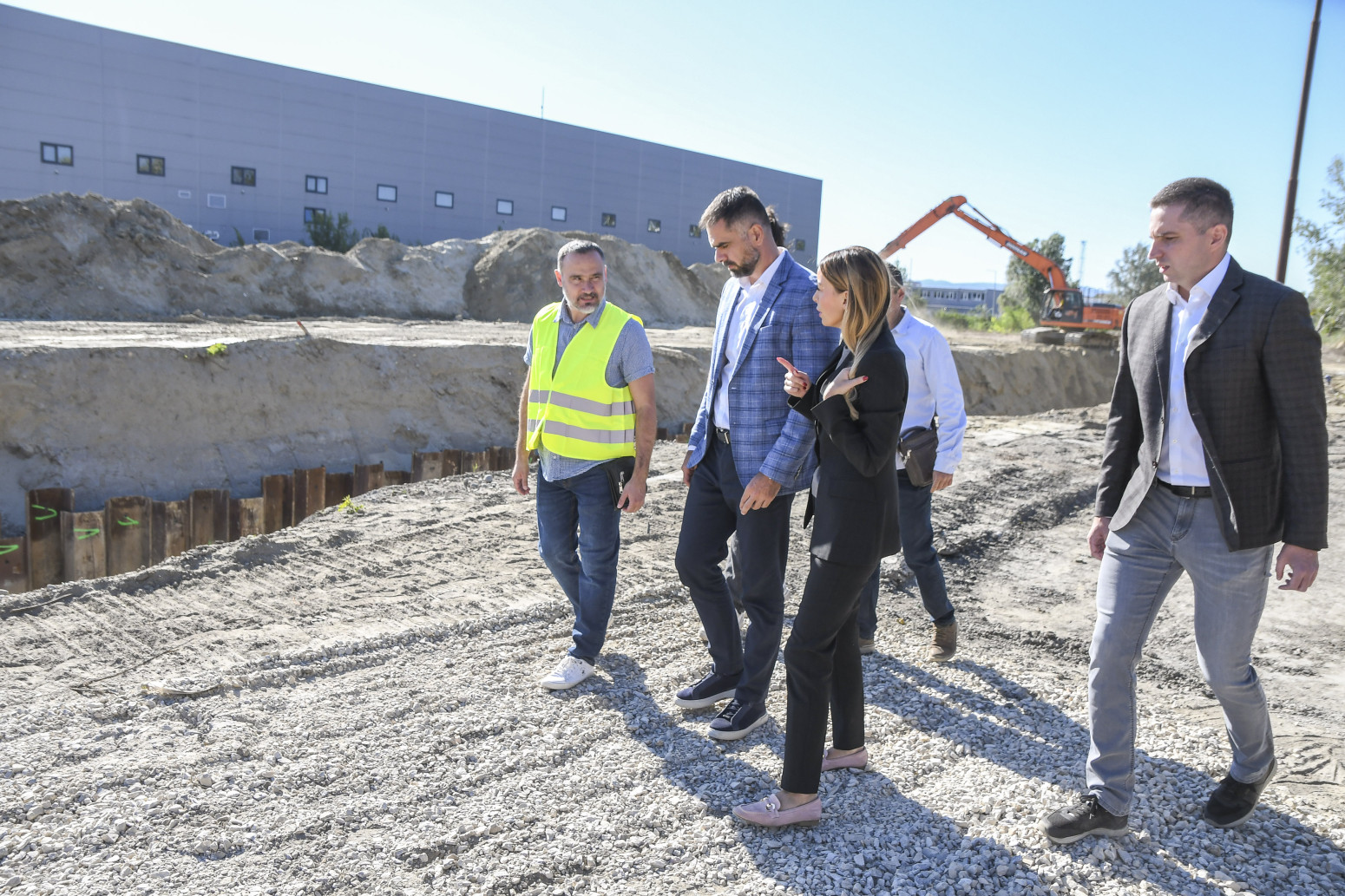 Ministarka privrede obišla radove: Stvara se dodatna korisna površina u svojini grada FOTO