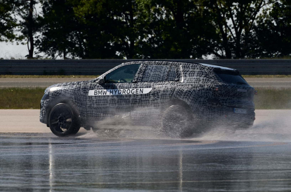 Stiže novi BMW X5: Hoćete benzin, dizel, hibrid, struju, vodonik? Sve može! FOTO