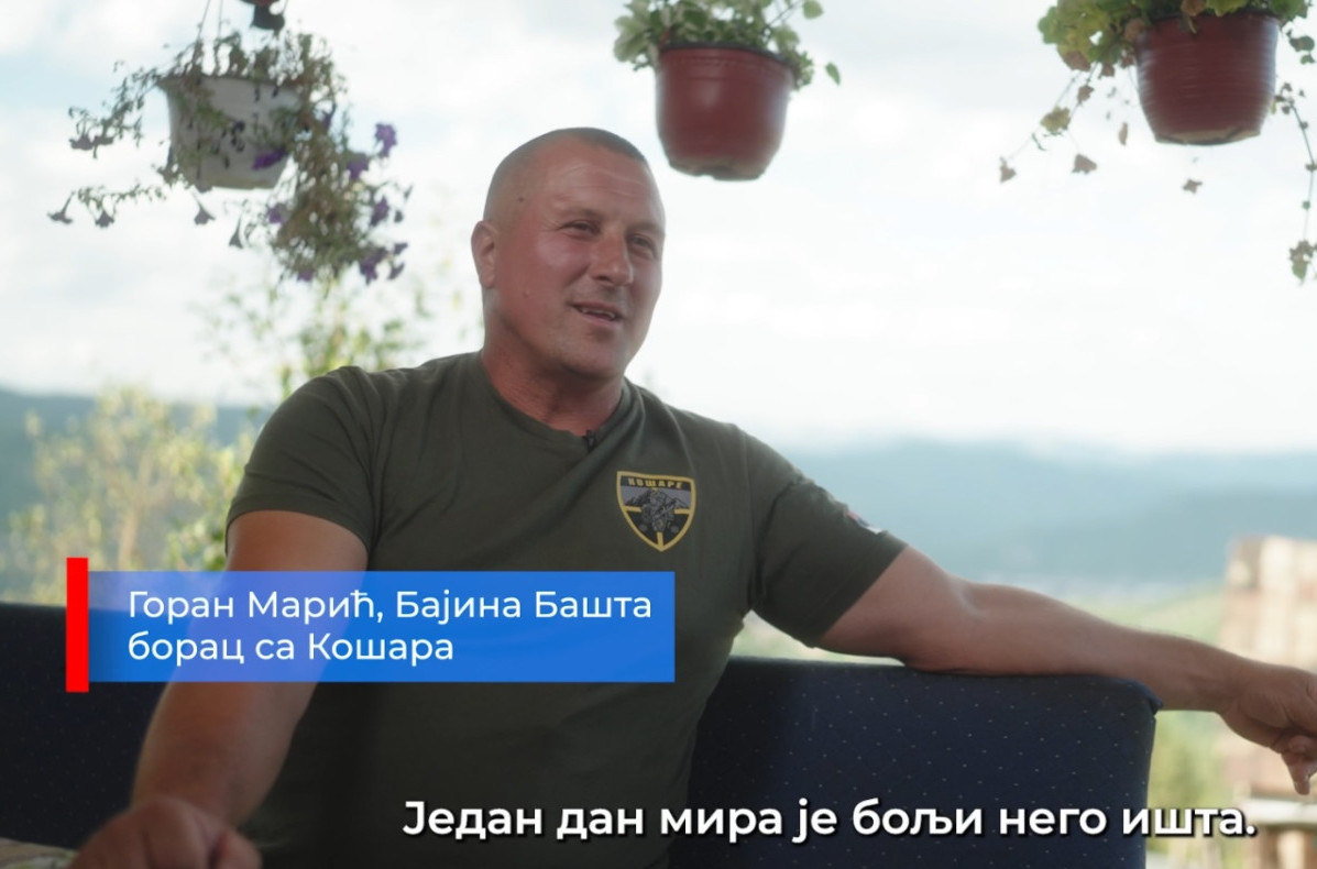 Borac sa Košara iz Bajine Bašte: "Grejemo se na drva, zna da bude hladno ispod Tare; Svaka ušteda znači" VIDEO