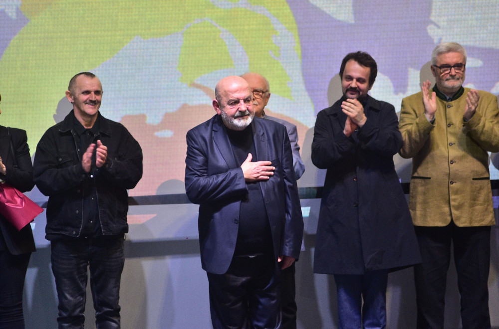 Preminuo glumac Enver Petrovci