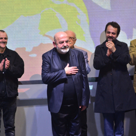 Preminuo glumac Enver Petrovci