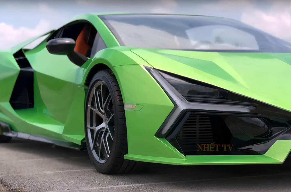Lamborghini napravljen od starog Nissana oduševio ljubitelje automobila VIDEO
