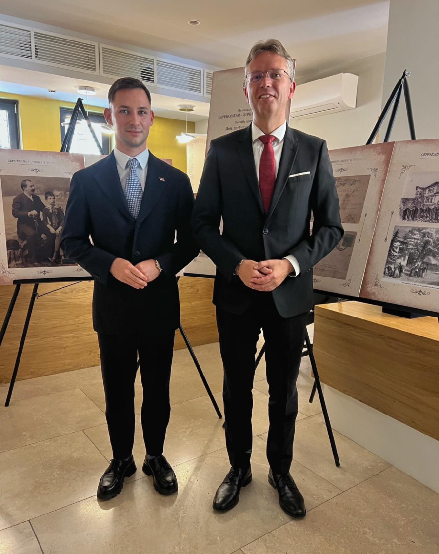 Otvaranje izložbe Obrenovići – lično i privatno u Srpskom pravoslavnom muzeju u Sentandreji