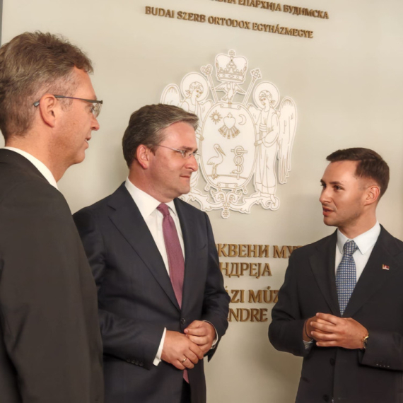 Otvaranje izložbe "Obrenovići – lično i privatno" u Srpskom pravoslavnom muzeju u Sentandreji