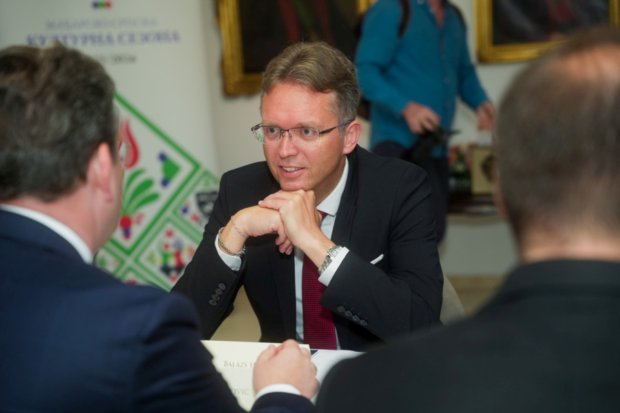 Otvaranje izložbe Obrenovići – lično i privatno u Srpskom pravoslavnom muzeju u Sentandreji