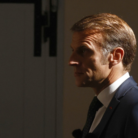 Situacija u Francuskoj se ne smiruje: "Emanuele, raspusti skupštinu"