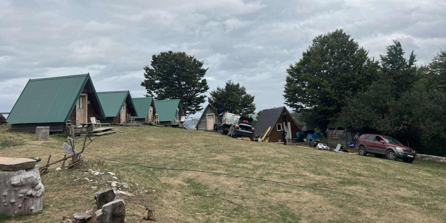 Katun na Durmitoru koji obožava Novak Đoković: Noćenje 15 evra, voda izvorska, kupatilo zajedničko