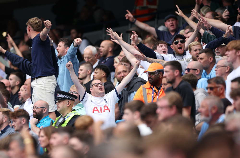 Navijač Totenhema prevaren – prešao 8,850 km i "poljubio vrata"