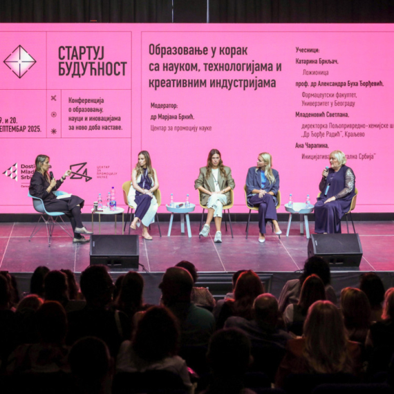 Konferencija "Startuj budućnost": Savremene tehnologije i preduzetništvo kao ključ za novo doba obrazovanja