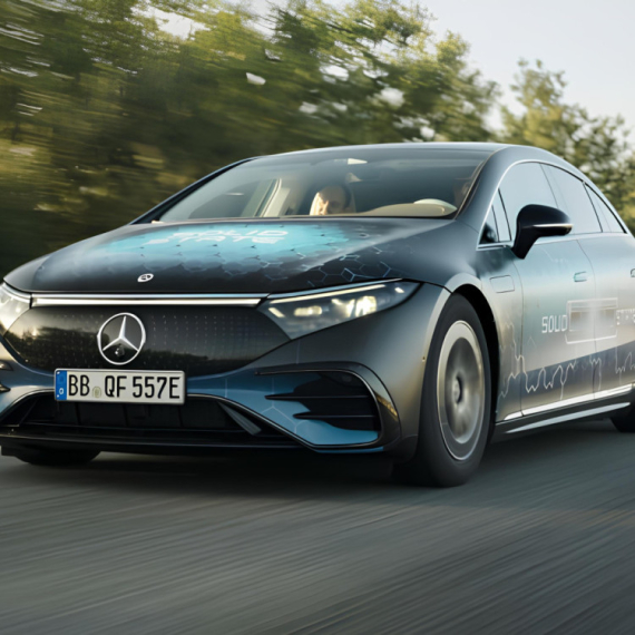 Električni Mercedes prešao 1.200 km bez punjenja – i ostalo mu struje u bateriji!