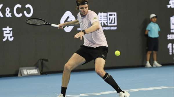 Bublik osvojio 4. titulu u sezoni, neverovatan poraz Muzetija VIDEO