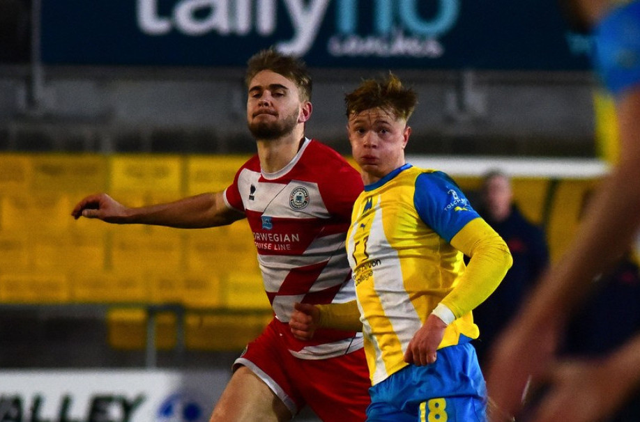 Bivši igrač Arsenala u komi – udario u betonski zid tokom utakmice