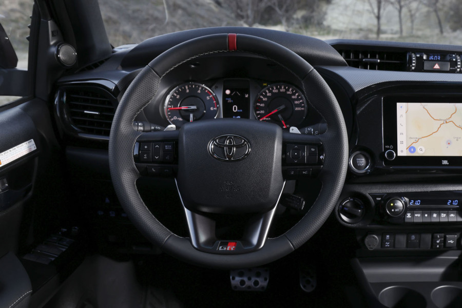 Prva vožnja: Toyota Hilux – svuda pođi, svuda prođi