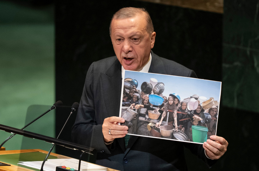 Erdogan zagrmeo u UN: Izrael svakog sata ubije jedno dete; Amputiraju im ruke i noge bez anestezije VIDEO