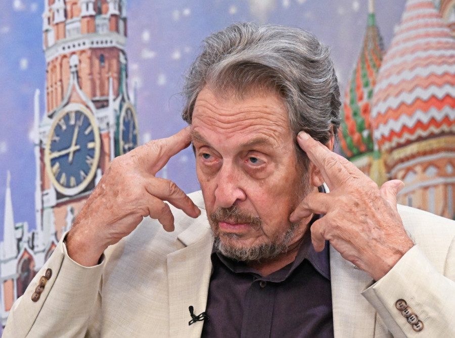 Otac Ilona Maska optužen da je zlostavljao decu: Među njima su sinovi, ćerke, pastorka, posinak... FOTO