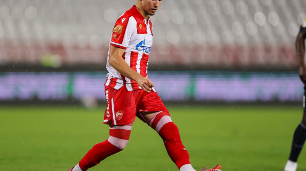 Najveći Zvezdin biser na radaru Barselone! VIDEO