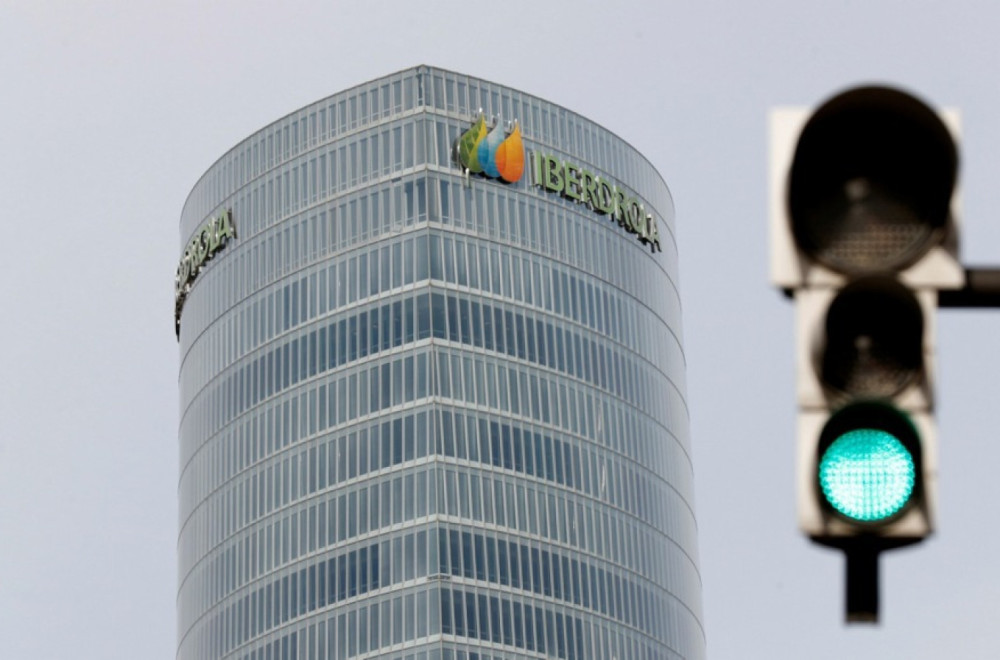 Španski div odlazi iz komšiluka