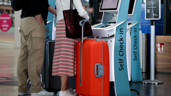 Avio-kompanije smanjile težinu prtljaga zbog nestašice goriva