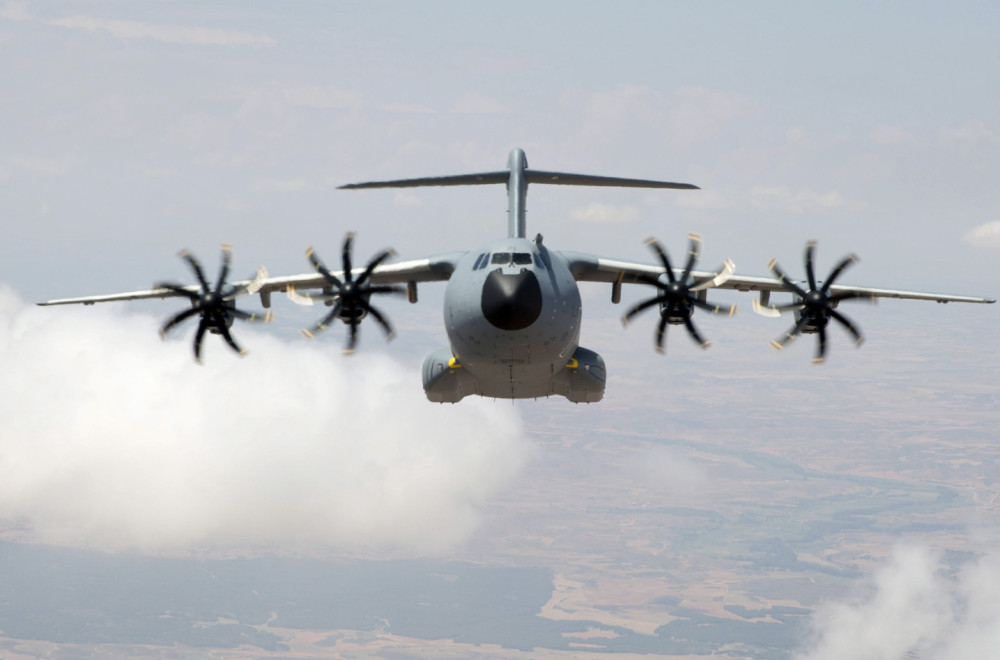 Novi incident: Drama na letu španske ministarke odbrane; Sumnja se na Rusiju? VIDEO