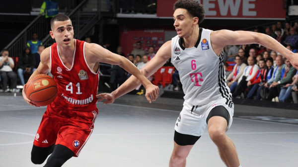 Madar mora na operaciju?!