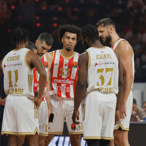 Zvezda razbijena u Beogradu; Sferopulos bez reči; Moneke: "Glupe greške"; Nvora: "Ovo je prvi put..."