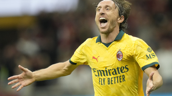 Šta će Milan ako se Modrić prehladi?