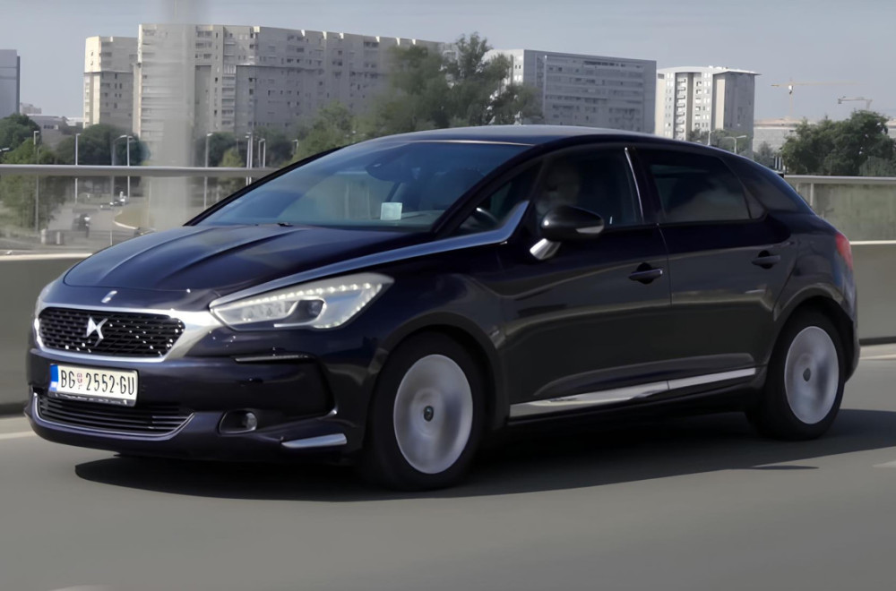 Test polovnjaka: DS 5 VIDEO