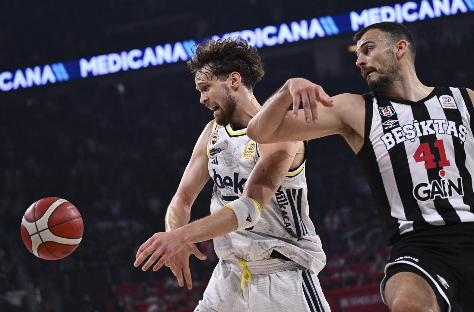 Jantunen posle Srbije "rastužio" i Alimpijevića – Fenerbahčeu trofej posle osam godina