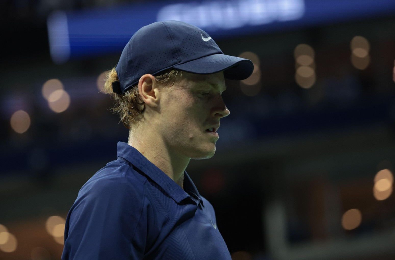 Siner odbrusio Federeru