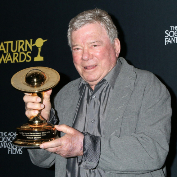 Hospitalizovan kapetan iz "Zvezdanih staza" FOTO