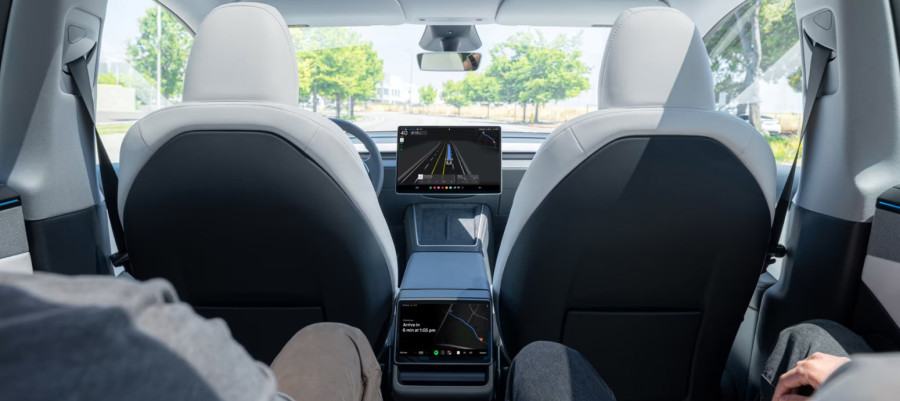 Tesla robotaksi ima veću stopu sudara od ljudi za volanom