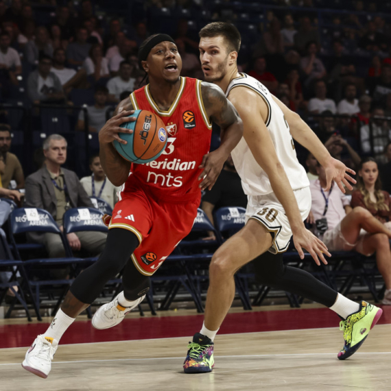 Briga za Zvezdu: Kenan iznet sa terena VIDEO