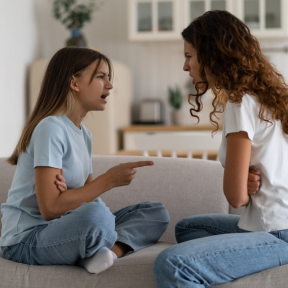 Sedam osobina emocionalno nezrelih roditelja: Oni ne vide problem, a loši su po decu