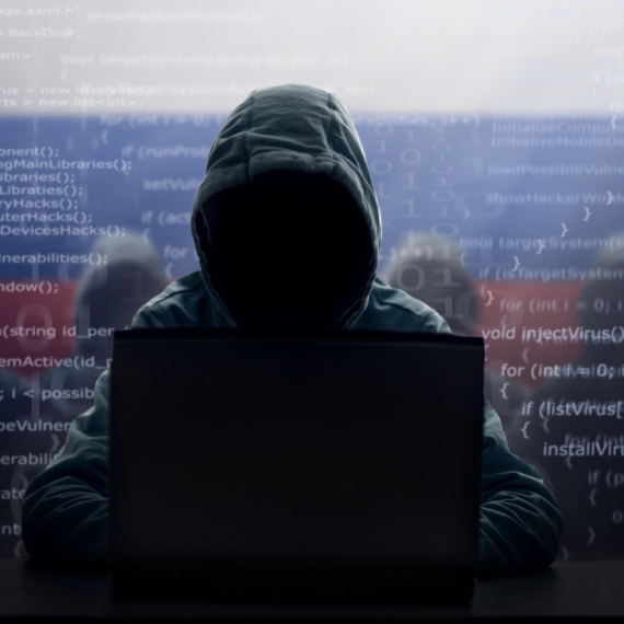 Velika Britanija u panici: Ruski hakeri ukrali poverljive vojne dokumente i objavili ih