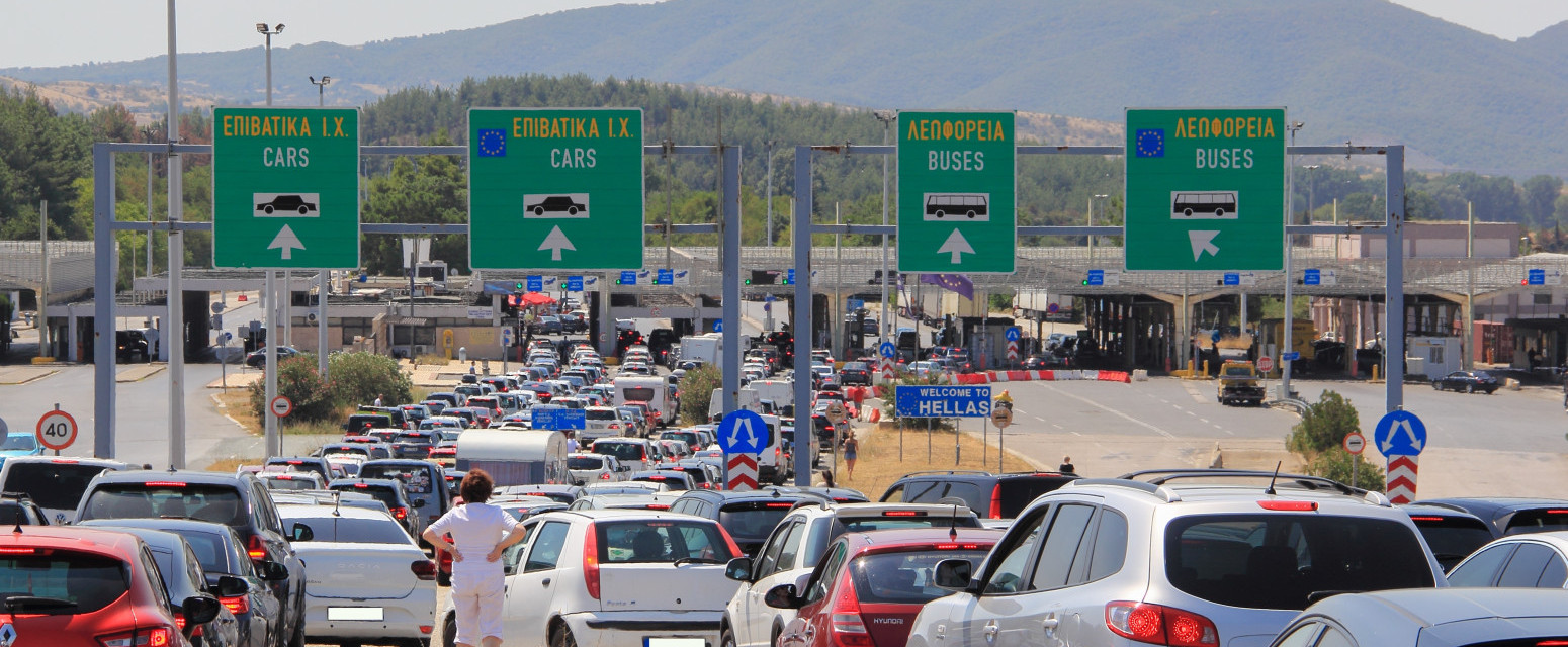 Totalni kolaps za tri dana: Turisti hrle u EU, ali ih na granici čekaju nove procedure VIDEO