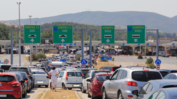 Grci uvode novu organizaciju rada na granicama zbog velikih gužvi