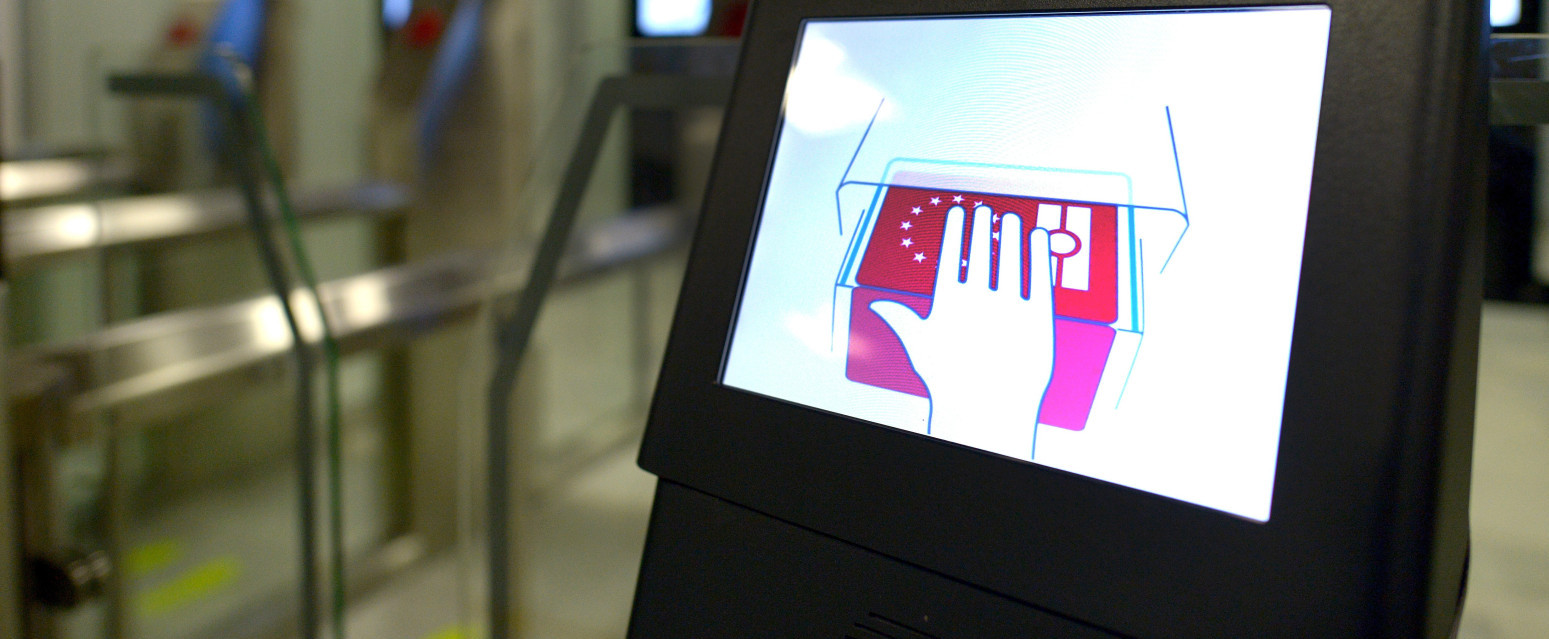 "Svakog fotografišemo i uzimamo otisak prsta"; Policija Mađarske, Hrvatske i Grčke o novom sistemu ulaska