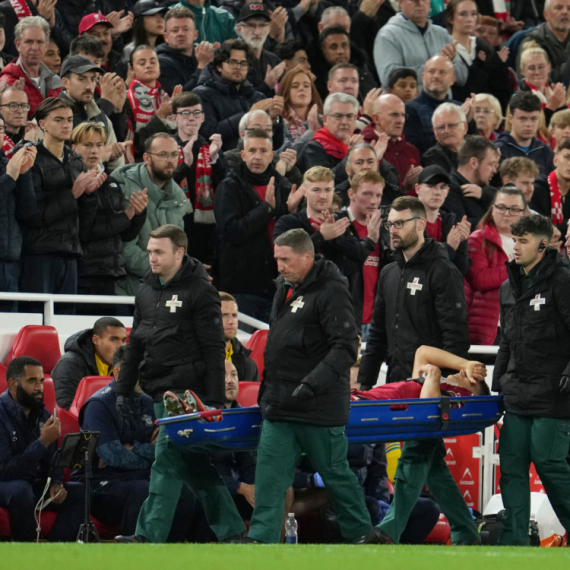 Slot saopštio jako loše vesti: Bez štopera godinu dana!