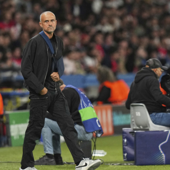 PSŽ bez četvorice protiv Oksera