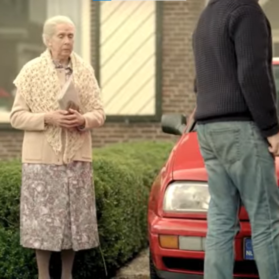 Kako se Golf nekad reklamirao: "Nije svaka baba pouzdana" VIDEO