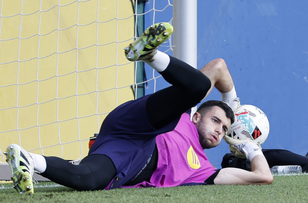 Peh za pehom golmana Barse – primio gol sa 40 metara, sutradan operisan