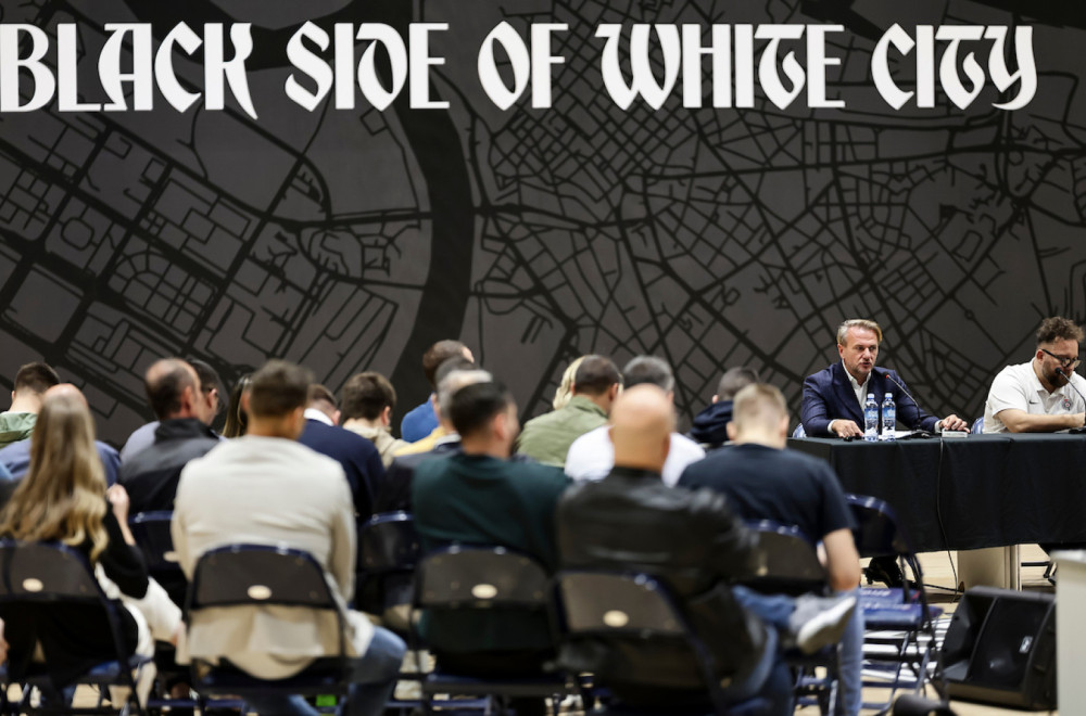 Luda konferencija Ostoje – došao mršavi Isus; To što su predlagali Kari i Čović...;