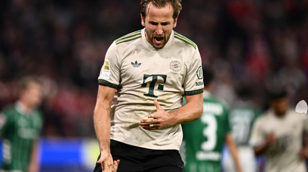 Niko kao Kejn – Englez brže do 100 golova od Halanda i Ronalda