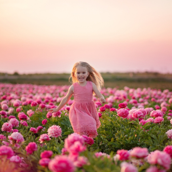 Devet stvari koje znaju samo mame devojčica: "Rekli su – nije kao sa dečacima, ali..."