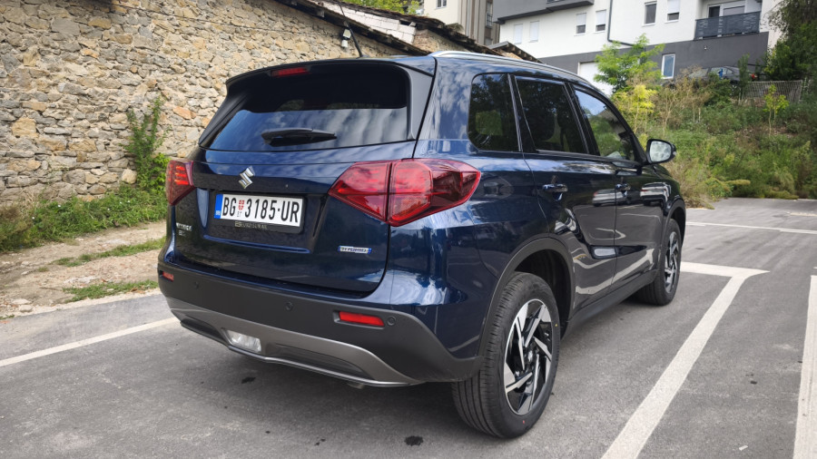 Vozili smo: Suzuki Vitara Hybrid – svestrani Japanac za manje od 25.000 evra