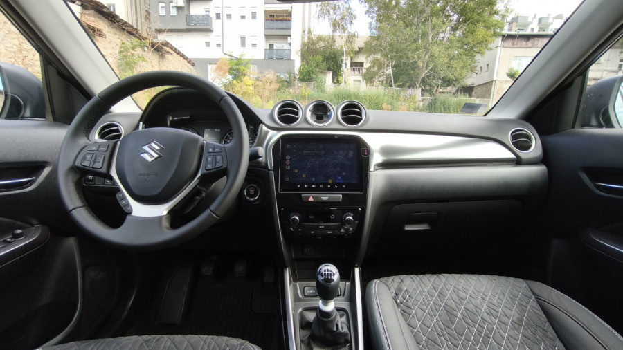 Vozili smo: Suzuki Vitara Hybrid – svestrani Japanac za manje od 25.000 evra