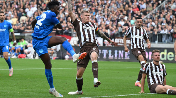 Poku "rastužio" crno-bele – Dortmund "juri" za Bajernom