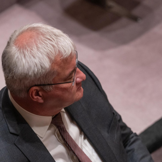 Šef ukrajinske diplomatije: Za slepe mađarske zvaničnike... FOTO